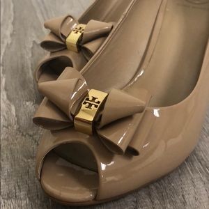 Tory Burch Nude Wedge